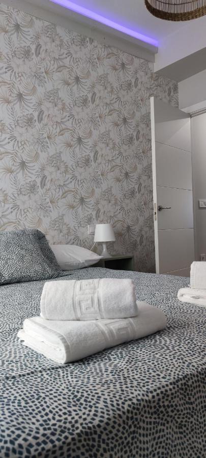 Apartamento Los Boliches Suite ฟูเอนฮิโรลา ภายนอก รูปภาพ
